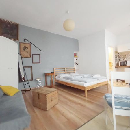 Cozy Republicii Apartment Brasov Bagian luar foto