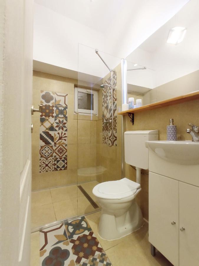 Cozy Republicii Apartment Brasov Bagian luar foto