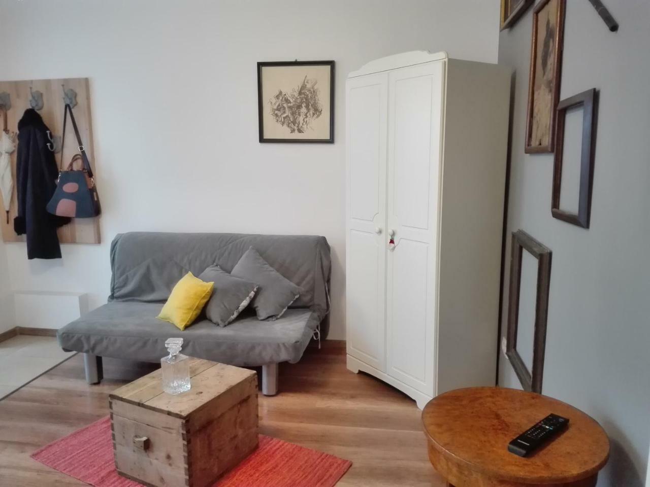 Cozy Republicii Apartment Brasov Bagian luar foto